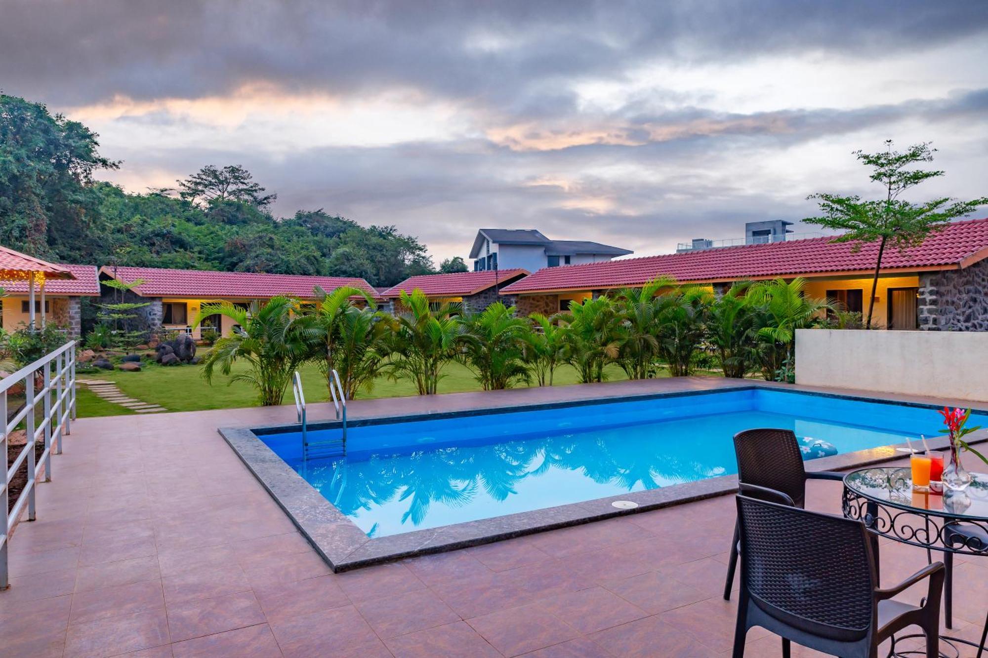 Casa Amora Lonavala Exterior foto